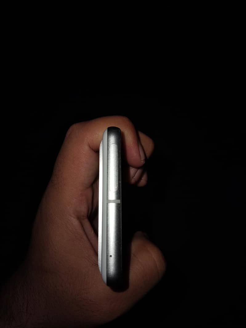 Google Pixel 7 3