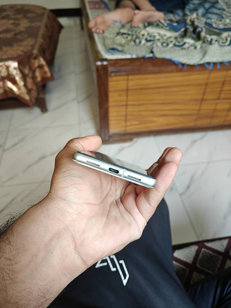 Google Pixel 7 2