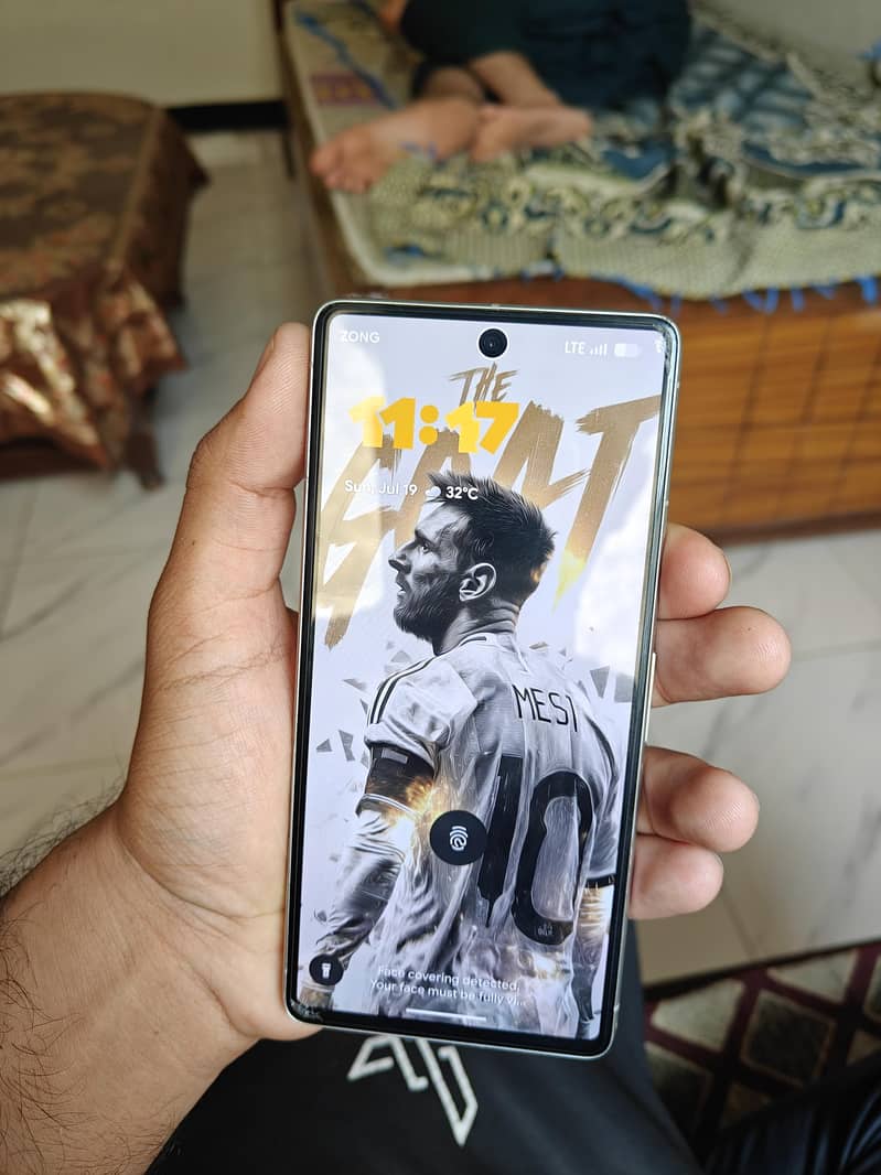 Google Pixel 7 4