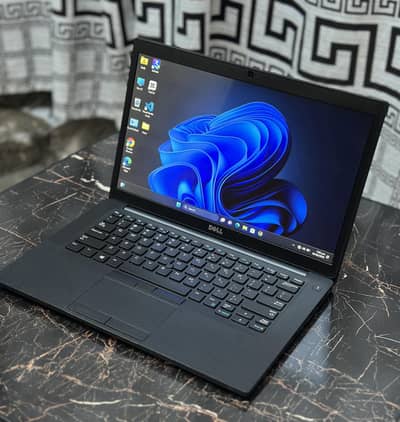 Dell Latitude 7480 | i7 7th Gen | 8GB RAM | 256GB SSD | Backlit KB