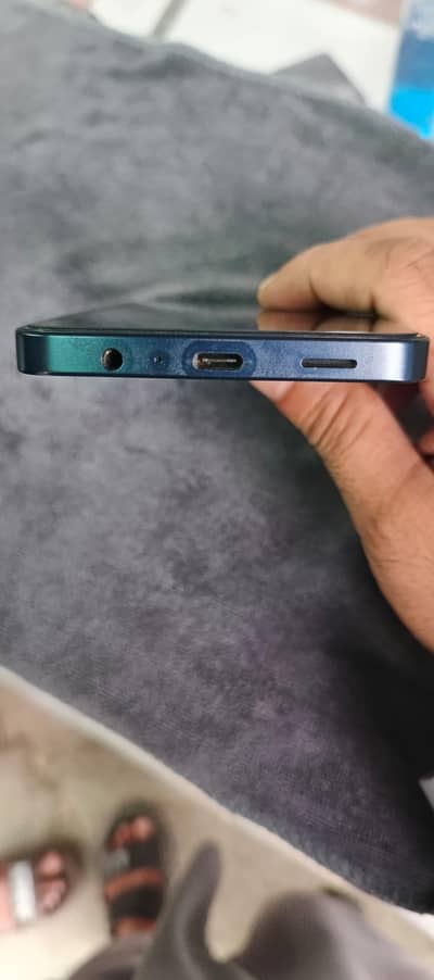 Samsung Mobile A06