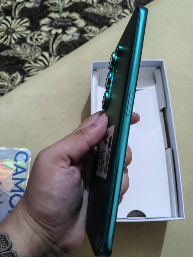 Tecno Camon 50 PRO 2