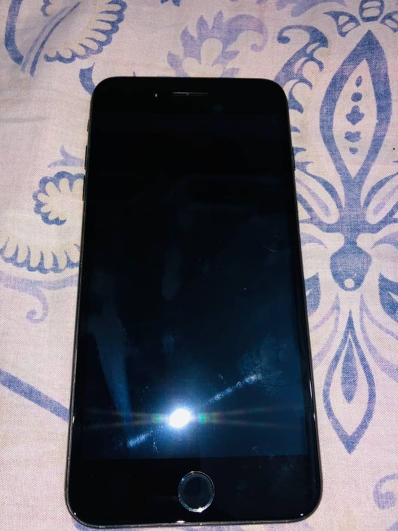 Apple iPhone 7 Plus 2