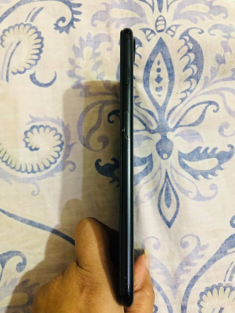 Apple iPhone 7 Plus 7