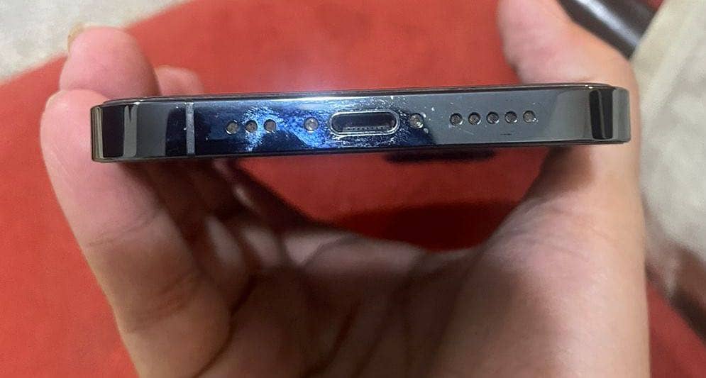 Apple iPhone 12 Pro 1