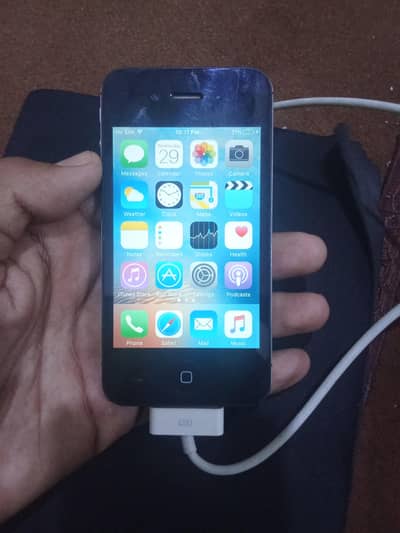 Apple iPhone 4s- good condition