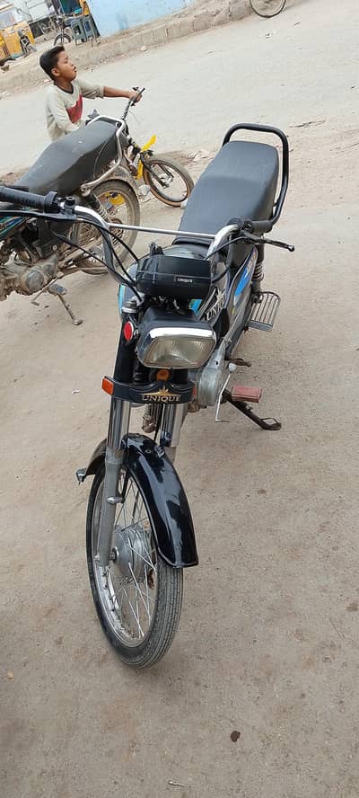 unique 2019 condition 10/9 contact numbr 03080267565