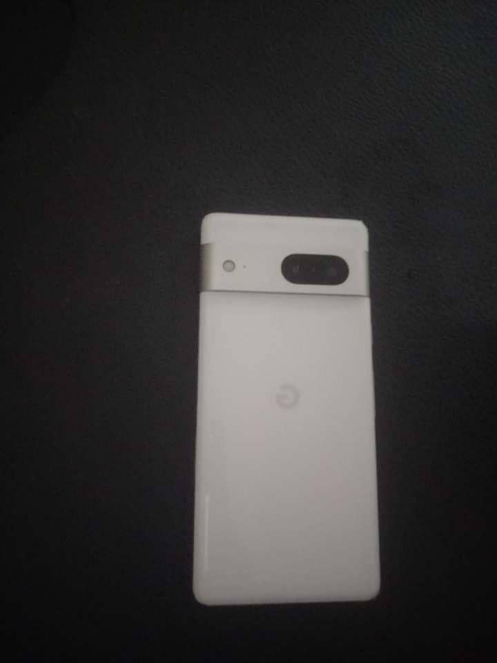 Google Pixel 7 3