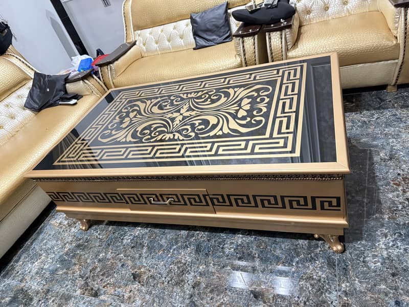 Table 3’x 5’ 0