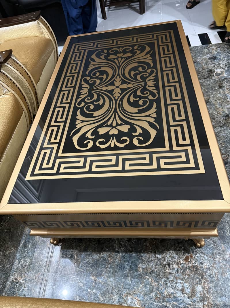 Table 3’x 5’ 5