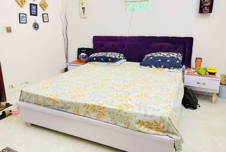 King size bedset with mattress