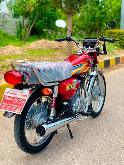 Honda CG 125 | 2025 model | scratch less