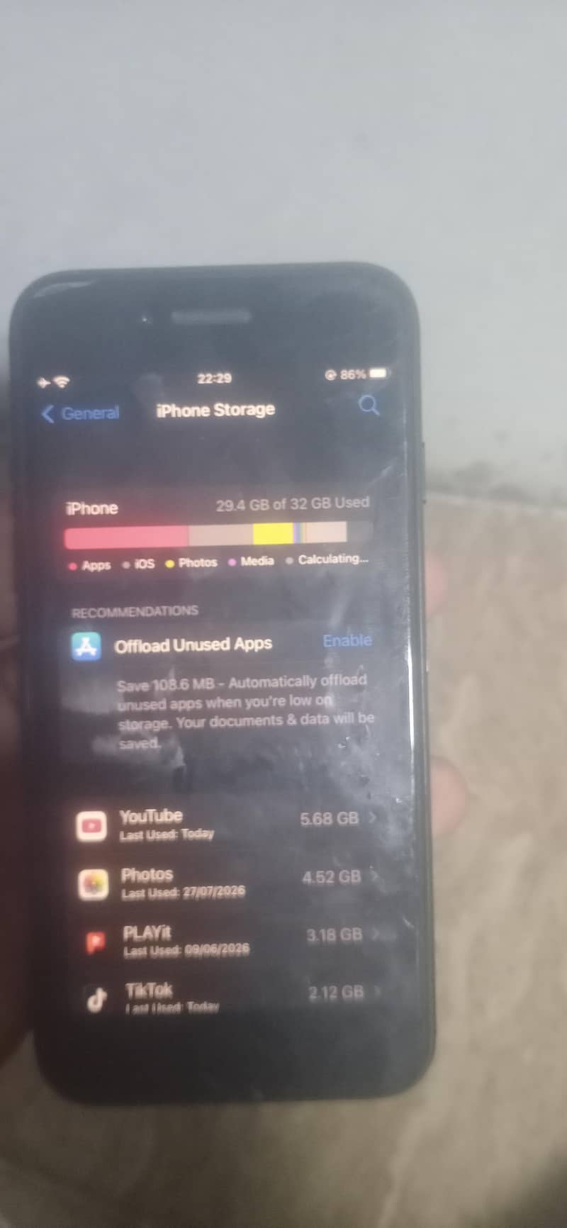 Apple iPhone 7 1