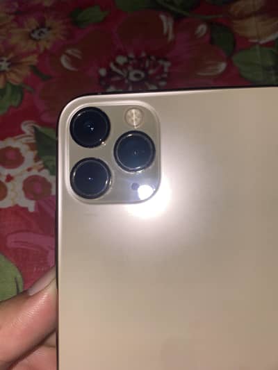 NEED IPHONE 11 pro max board