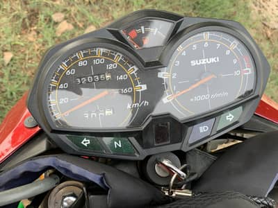 Suzuki GR 150 red