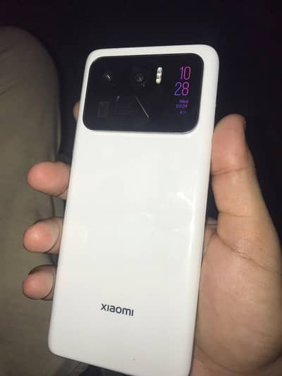 Xiaomi Mi 11 Ultra | line in penal