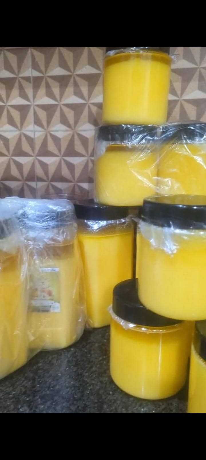 معیاری عطریات،وائٹ مسک امیر العود مسک سلک،دیسی گھی،شہد 4