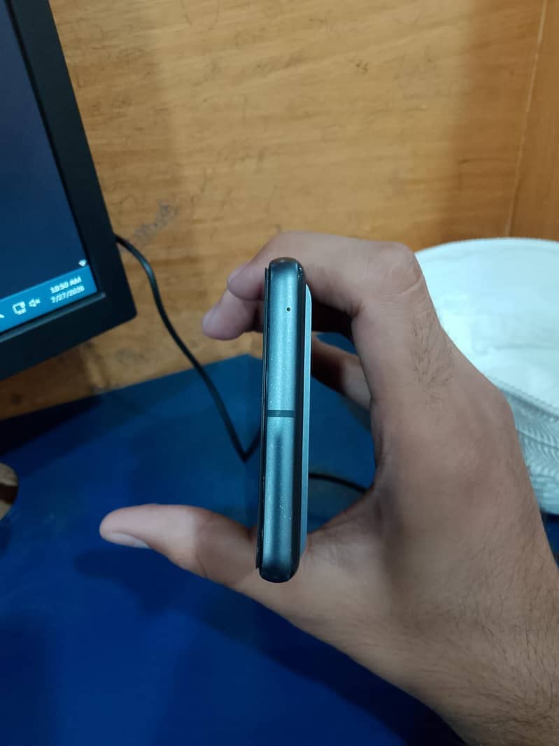 Google Pixel 7 5
