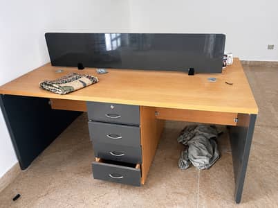 4 person portable office table