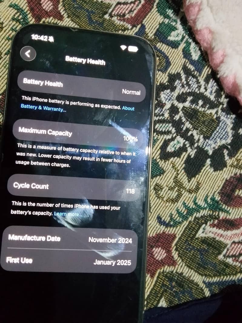 Apple iPhone 16 Pro 2