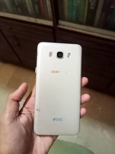 Samsung Mobile J7