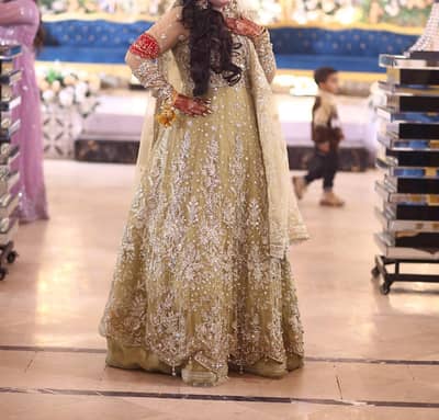 Akbar Aslam Maxi