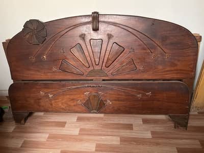 King size bed