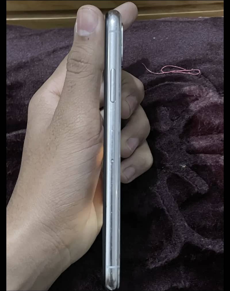 Apple iPhone X 2
