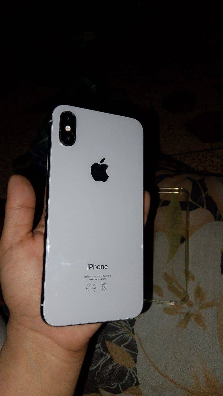 Apple iPhone X 5