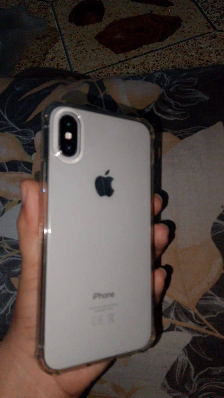 Apple iPhone X 6