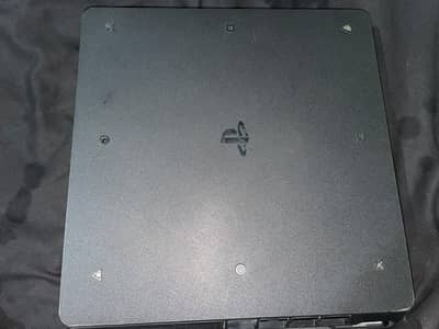 Ps 4 slim 1tb 10/9 condition all okay