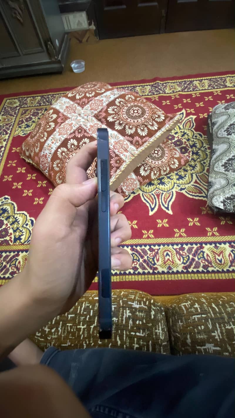 iPhone 14 JV 3