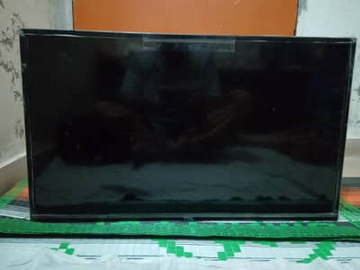 TCL led tv 32 inchies