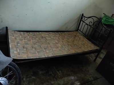 Iron Rod 2 beds for sale
