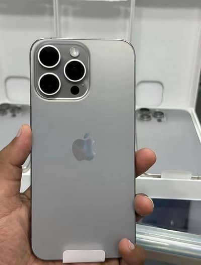 i Phone 8plus, 11,12,13,14,15 pro max on instalment Whatsap 3224144692