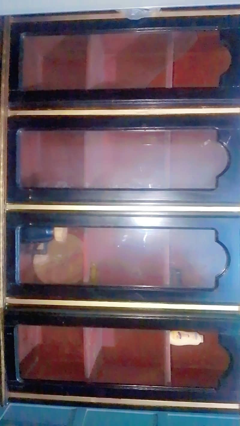 showcase 4
