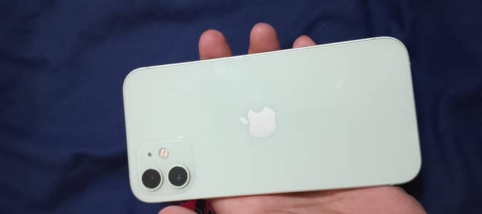 Apple iPhone 12