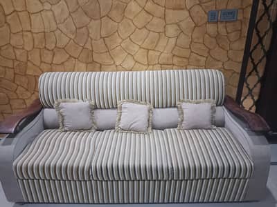7 seater sofa set.