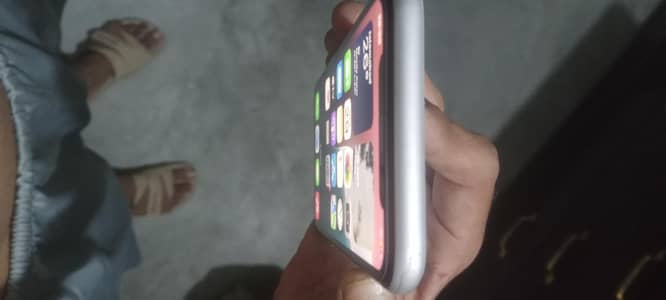 Apple iPhone XR
