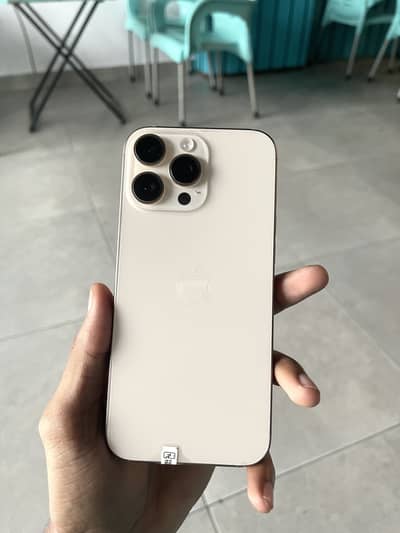 Apple iPhone 16 Pro Max