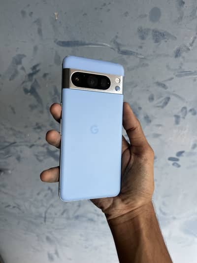 Google Pixel 8 Pro