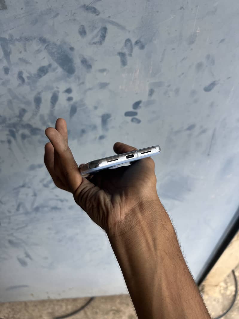 Google Pixel 8 Pro 6