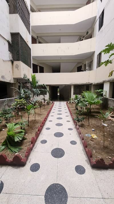 3 Bed DD Flat for Sale in Afnan Arcade Gulistan-e-Jauhar Block 15