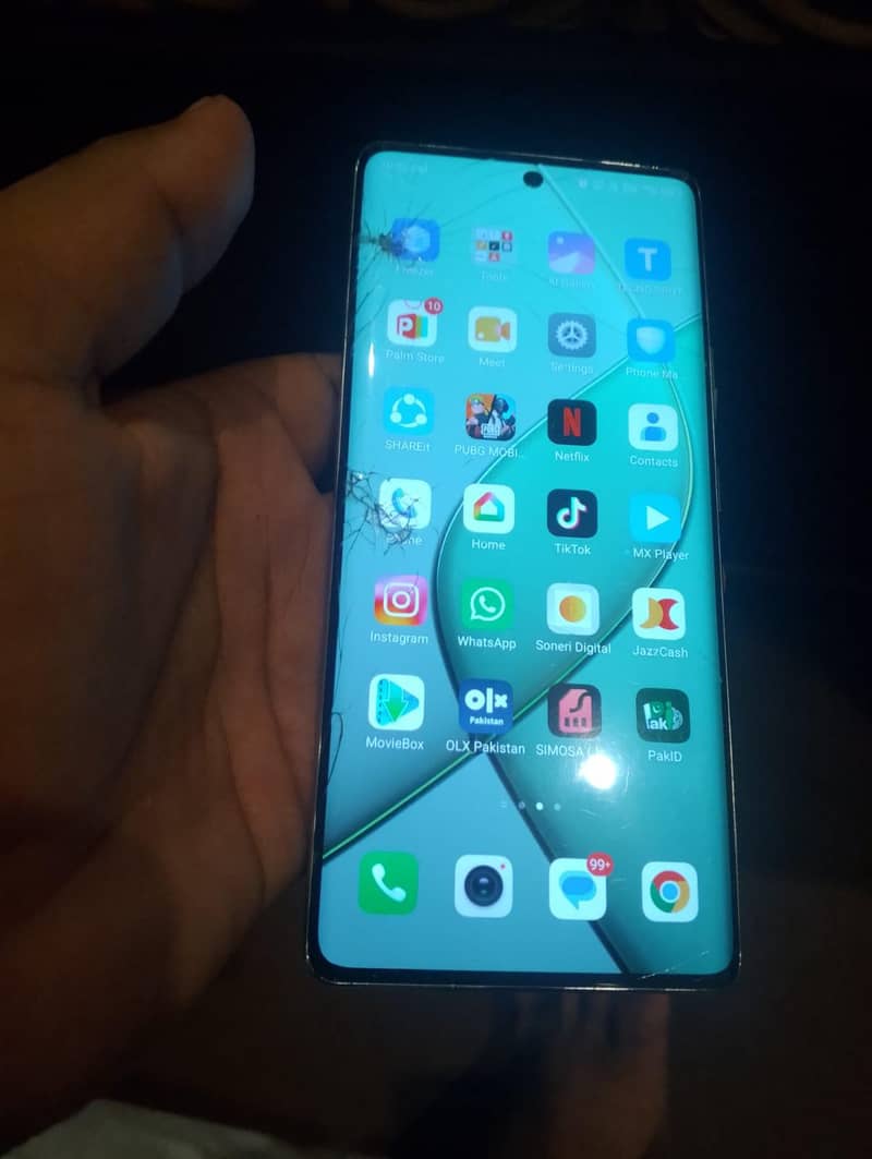 Tecno Spark 20 Pro Plus 0