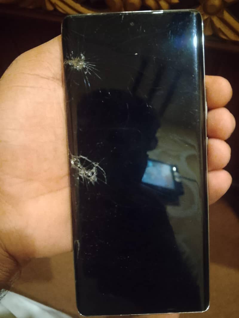 Tecno Spark 20 Pro Plus 8