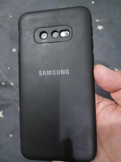 Samsung Galaxy S10e 8GB RAM 256GB PTA Approved