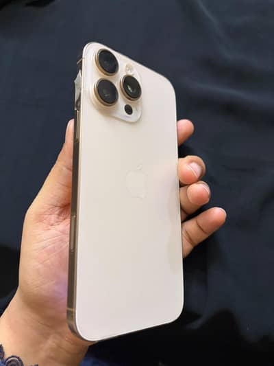Apple iPhone 16 Pro Max