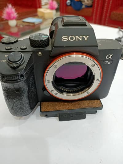 Sony A7 III + Tamron 17-28mm F/2.8 Di III RXD | Excellent Condition