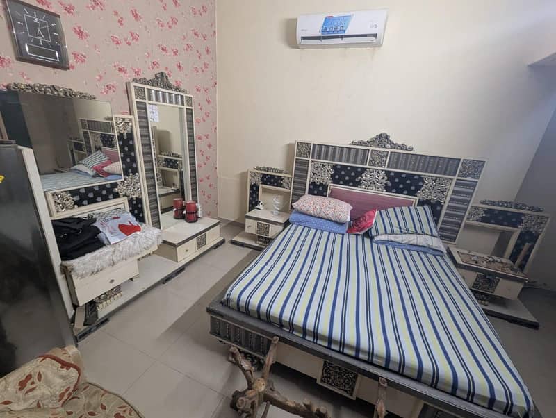 used bed set 0