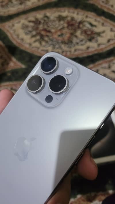 iphone 15 Pro Max Sim Locked